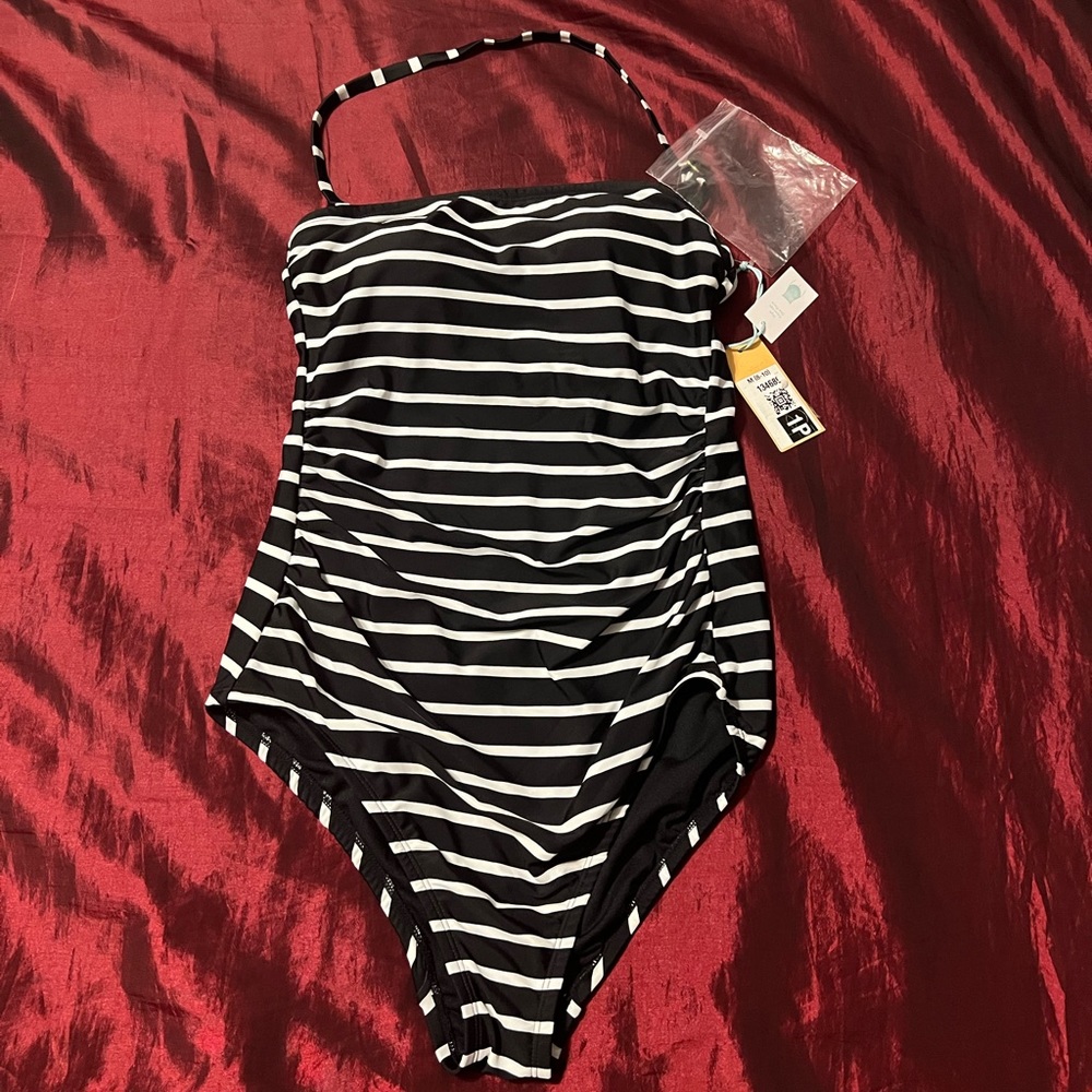 NWT Kona Sol One Piece Swimsuit Bathing Suit Sz M (8-10).